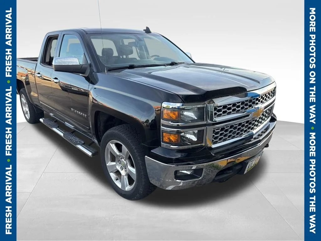 Used 2015 Black Chevrolet LT image 1