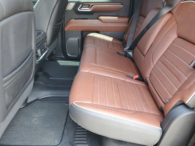 Used 2025 Onyx Black GMC Denali Ultimate image 22