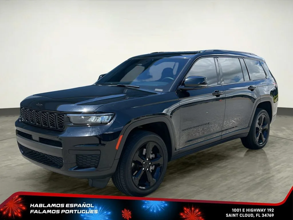 Used 2024 Black Jeep Altitude X 4x4 image 2