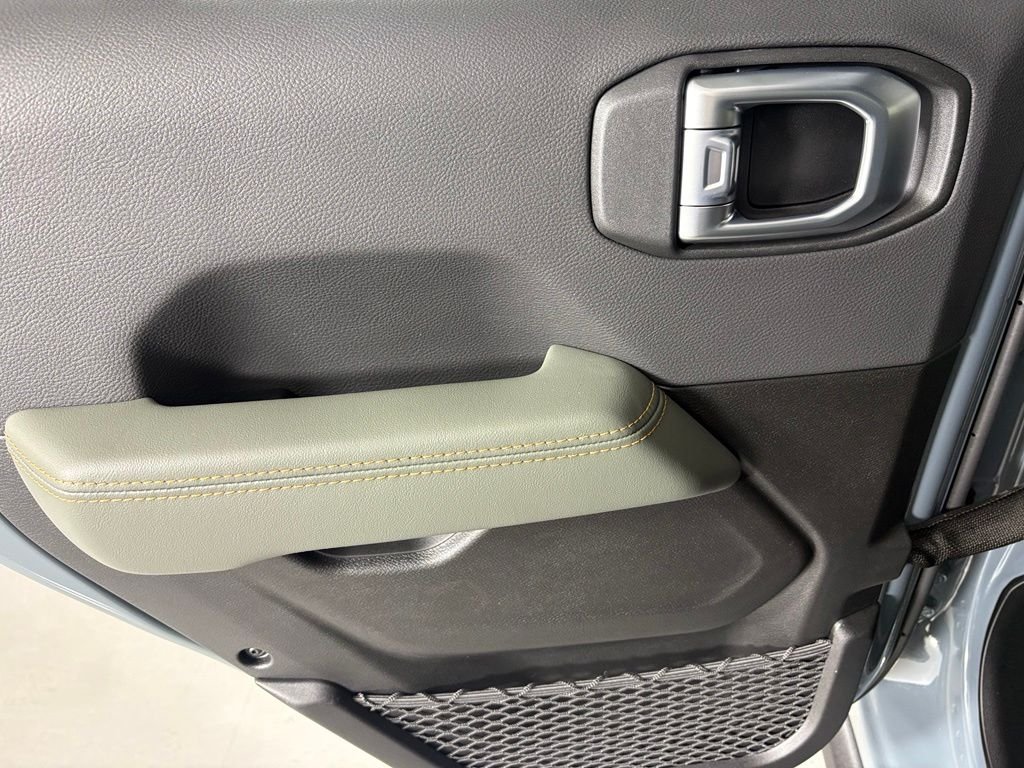 New 2026 Anvil Clearcoat Jeep Mojave X image 36