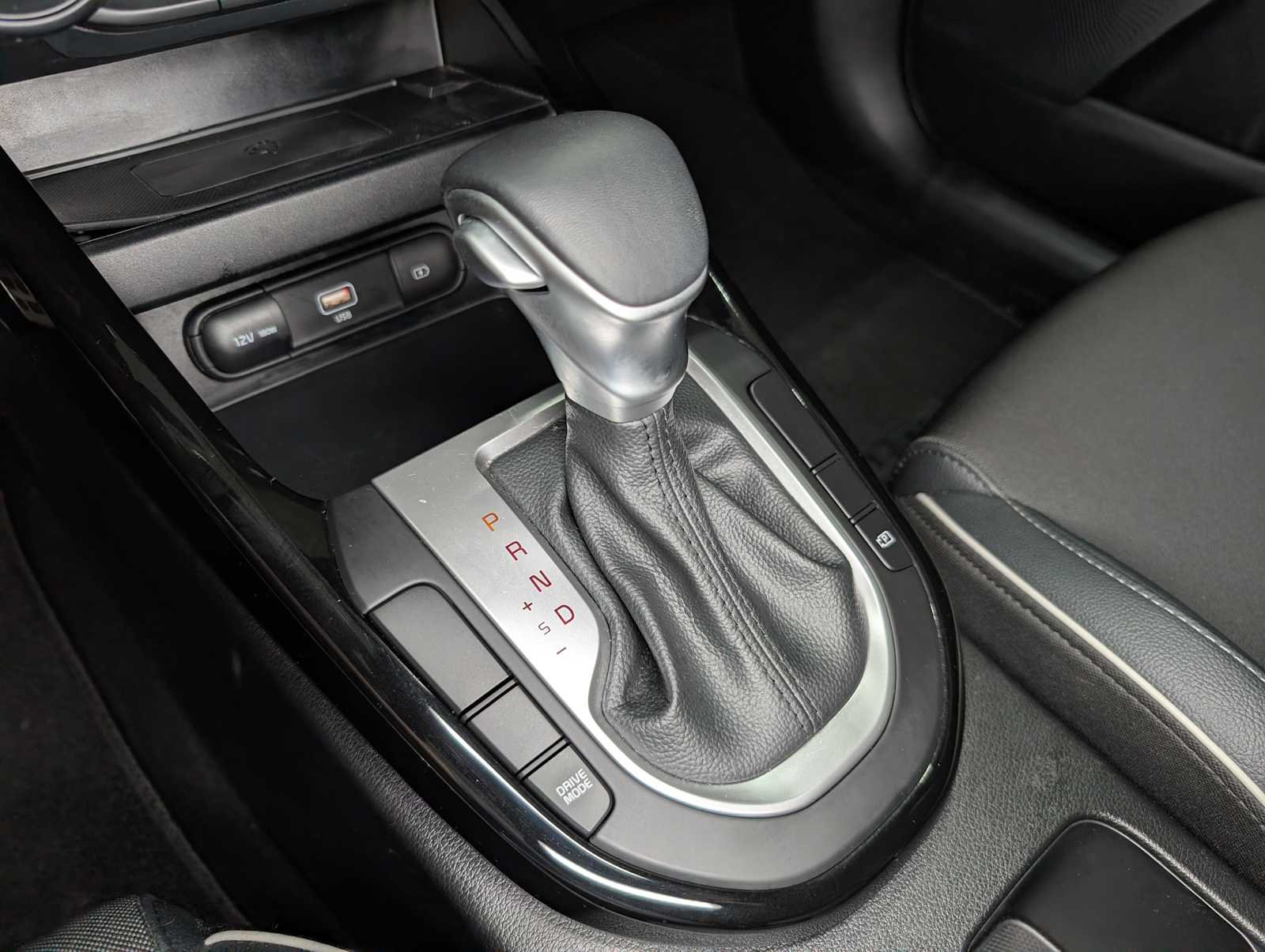 Certified Used 2024 Gravity Gray Kia GT-Line image 29