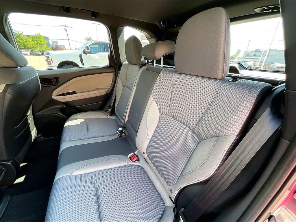 Used 2025 Gray Metallic Subaru Premium image 15