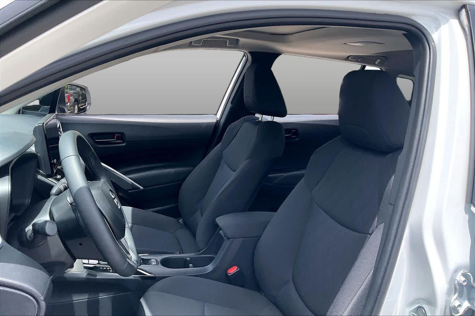 Pre-Owned 2025 Toyota Corolla Cross LE