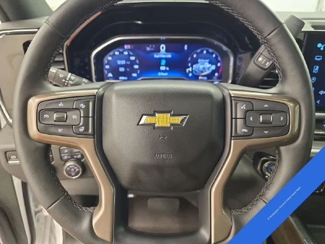 Used 2024 Summit White Chevrolet High Country image 31