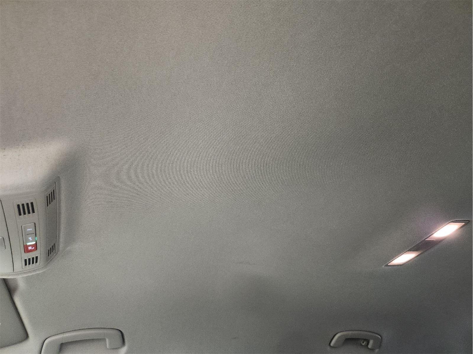 2020 Volkswagen Tiguan photo 23 of 32