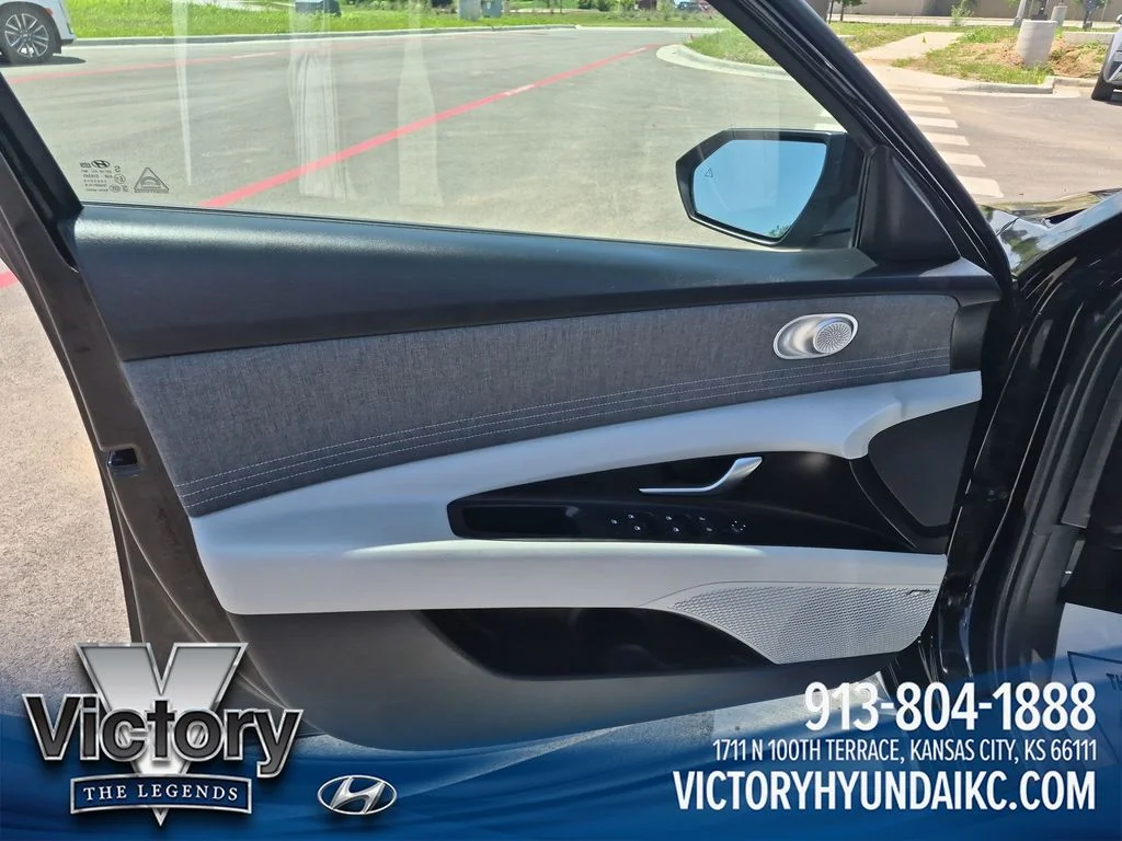 Certified Used 2025 Black Hyundai Limited image 10