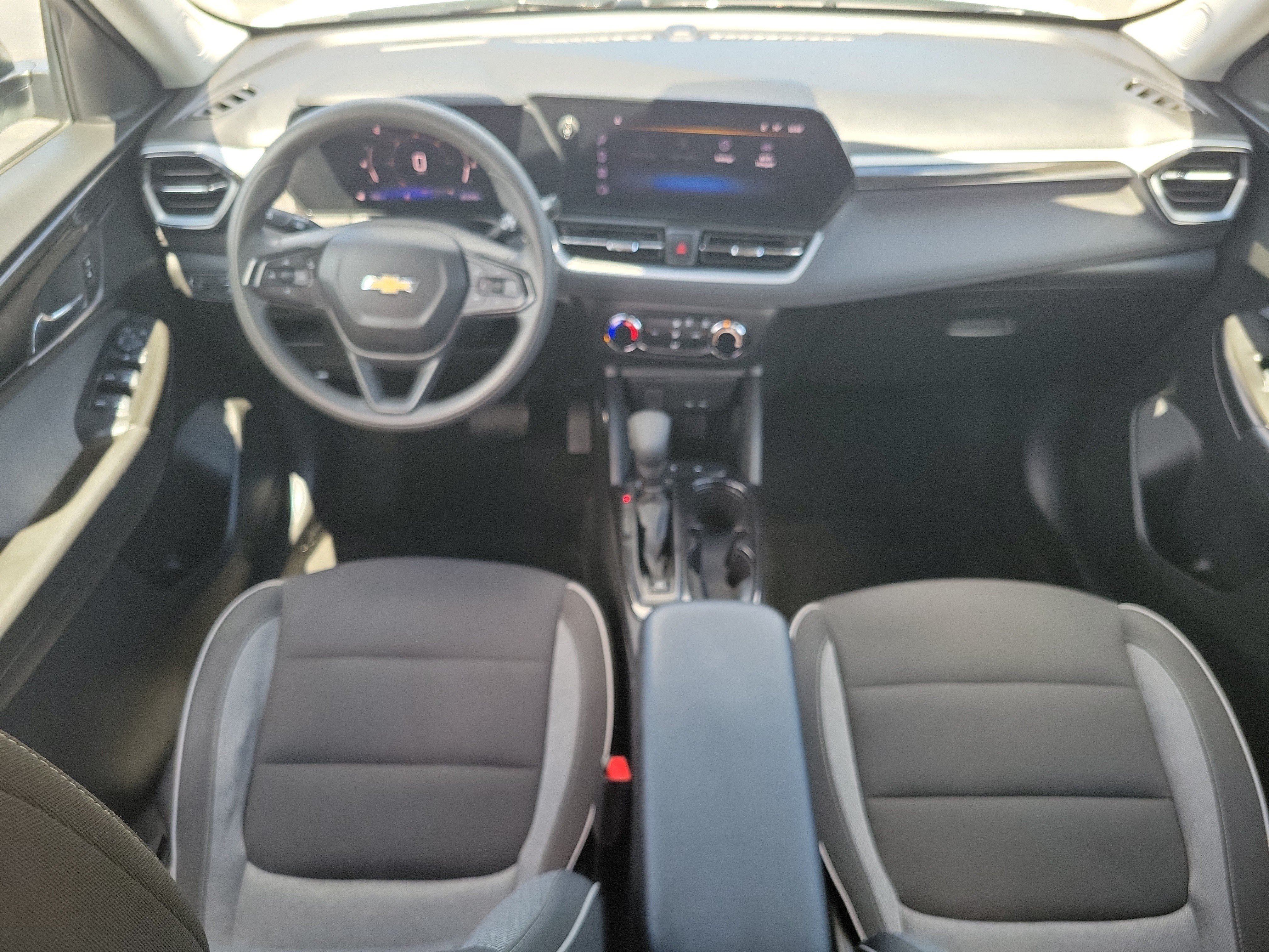 Used 2024 Summit White Chevrolet LS image 12