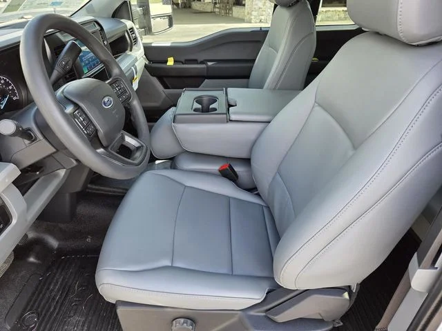 New 2026 Oxford White Ford F-250® XL image 25