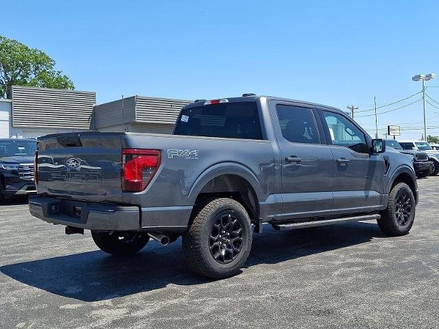 New 2026 Carbonized Gray Metallic Ford XLT image 24