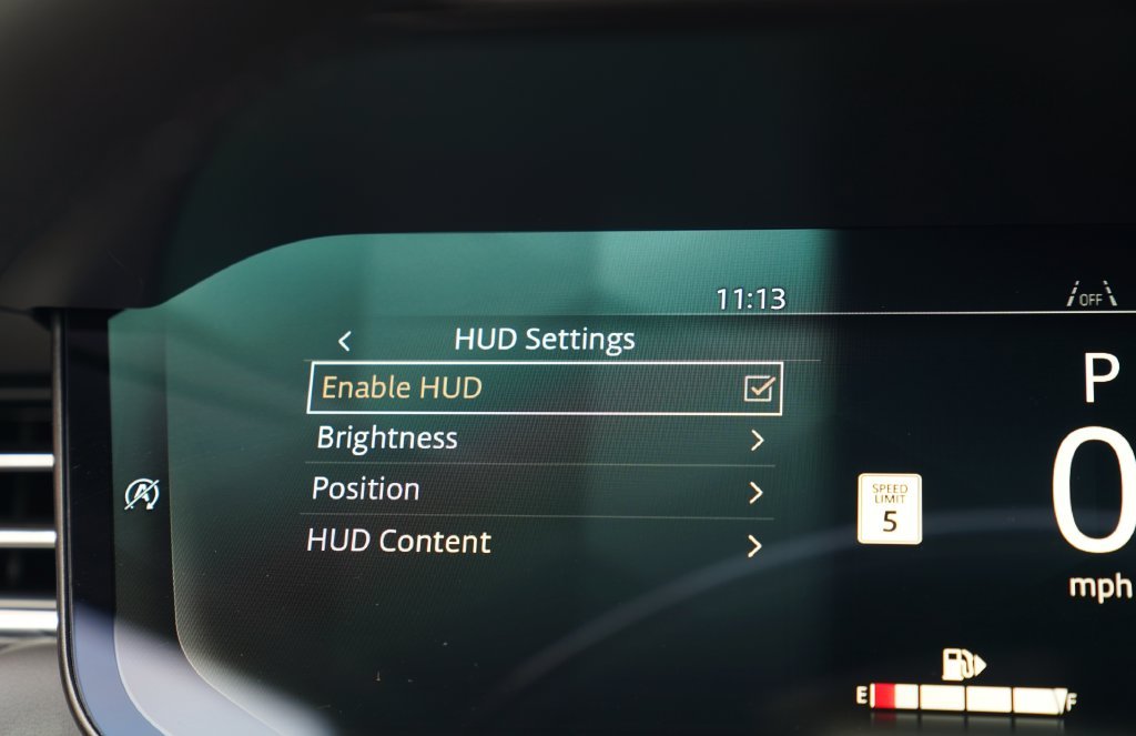 New 2027 British Racing Green Satin Land Rover SE image 18
