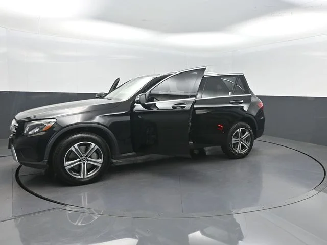 Used 2019 Black Mercedes-Benz GLC 300 image 32