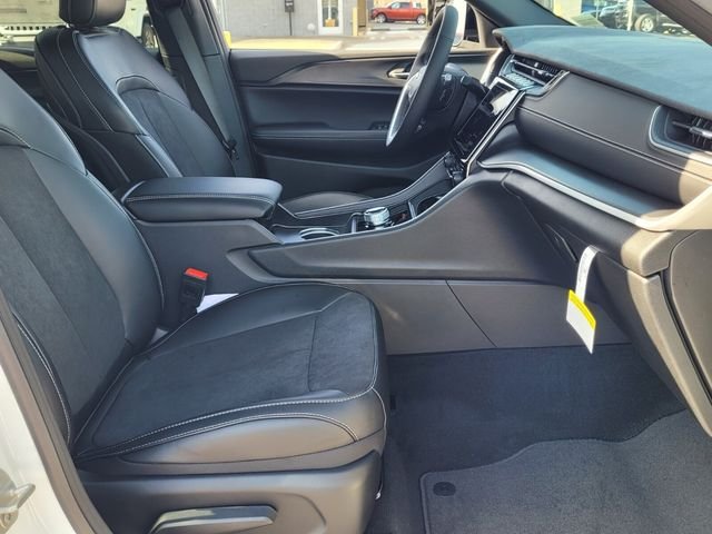 2024 Jeep Grand Cherokee L Altitude - Photo 19