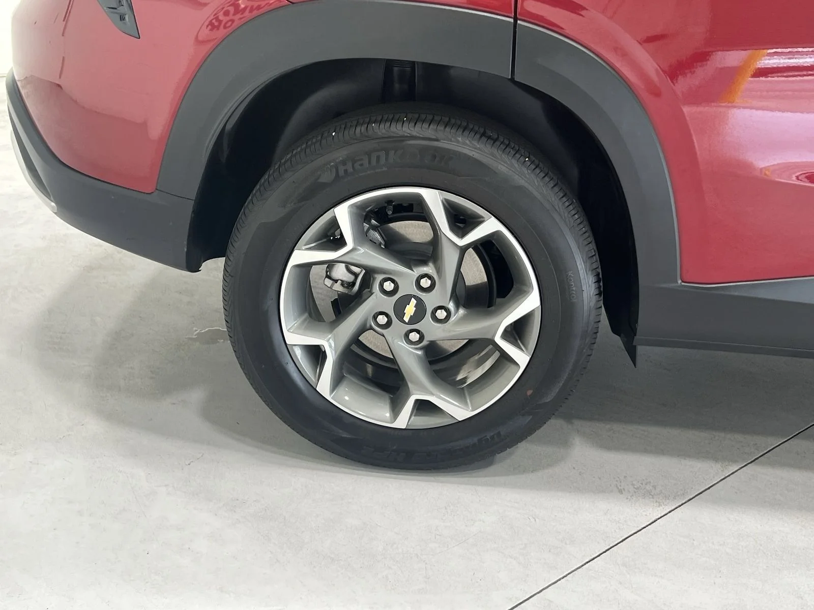 2025 Chevrolet Trax LT - Photo 10