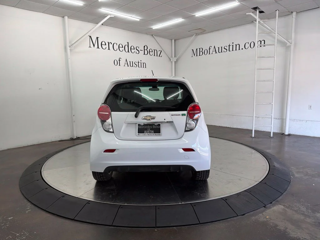 Used 2016 White Chevrolet 1LT image 6
