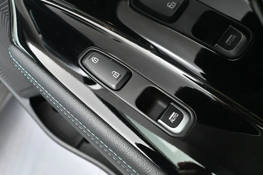 Used 2019 Gray Kia EX image 43