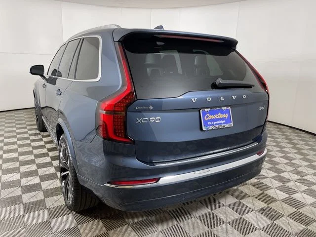 2025 Volvo XC90 Plus - Photo 6