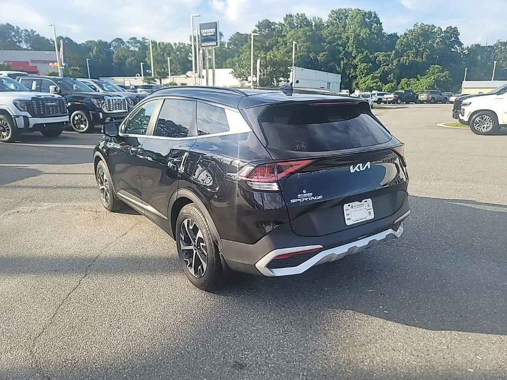 Certified Used 2025 Black Kia EX image 3