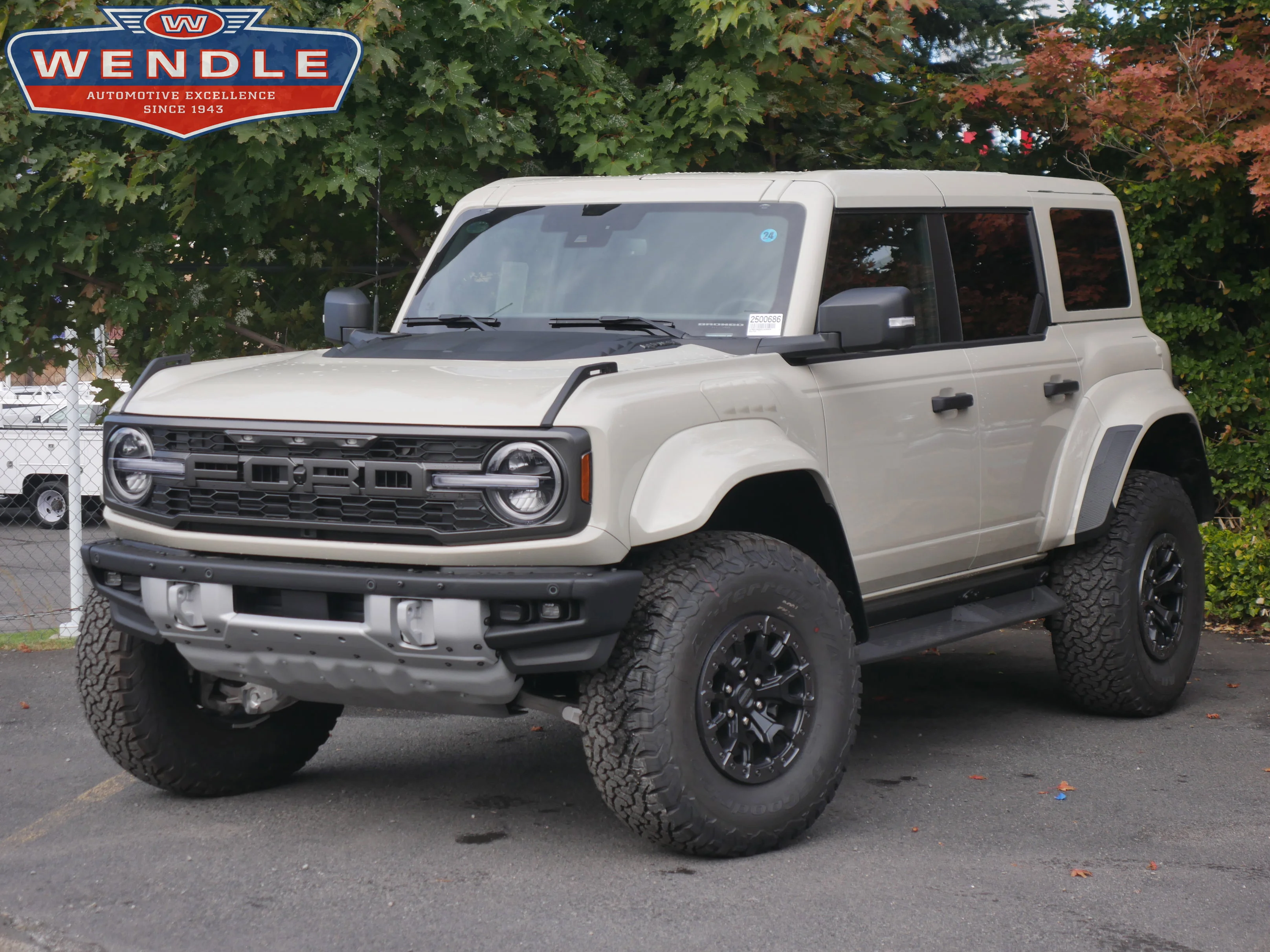 2025 Ford Bronco Raptor 4x4's photo