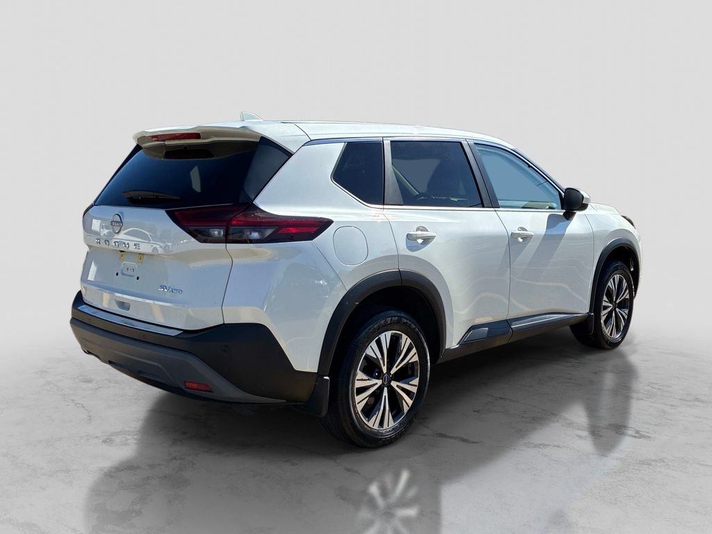 Used 2023 White Nissan SV image 7