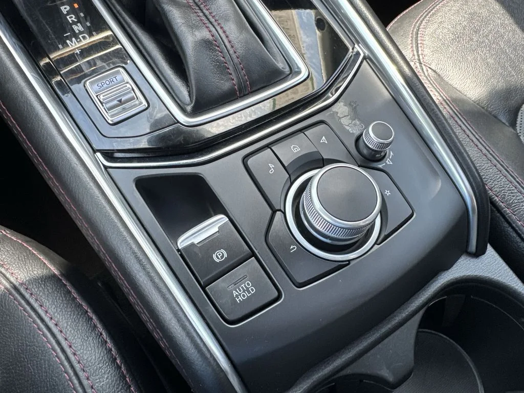 Used 2024 Gray Mazda 2.5 S Carbon Edition image 36