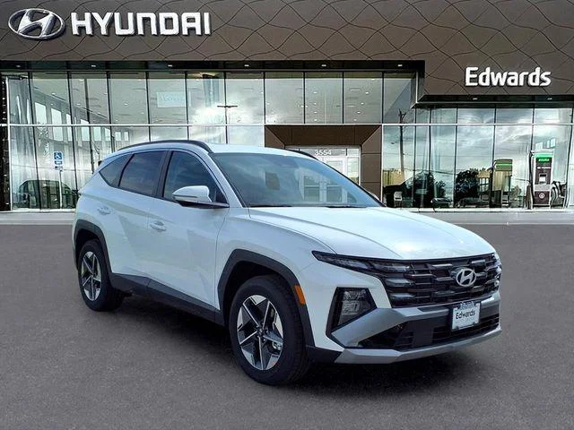 New 2026 White Hyundai SEL Premium image 10