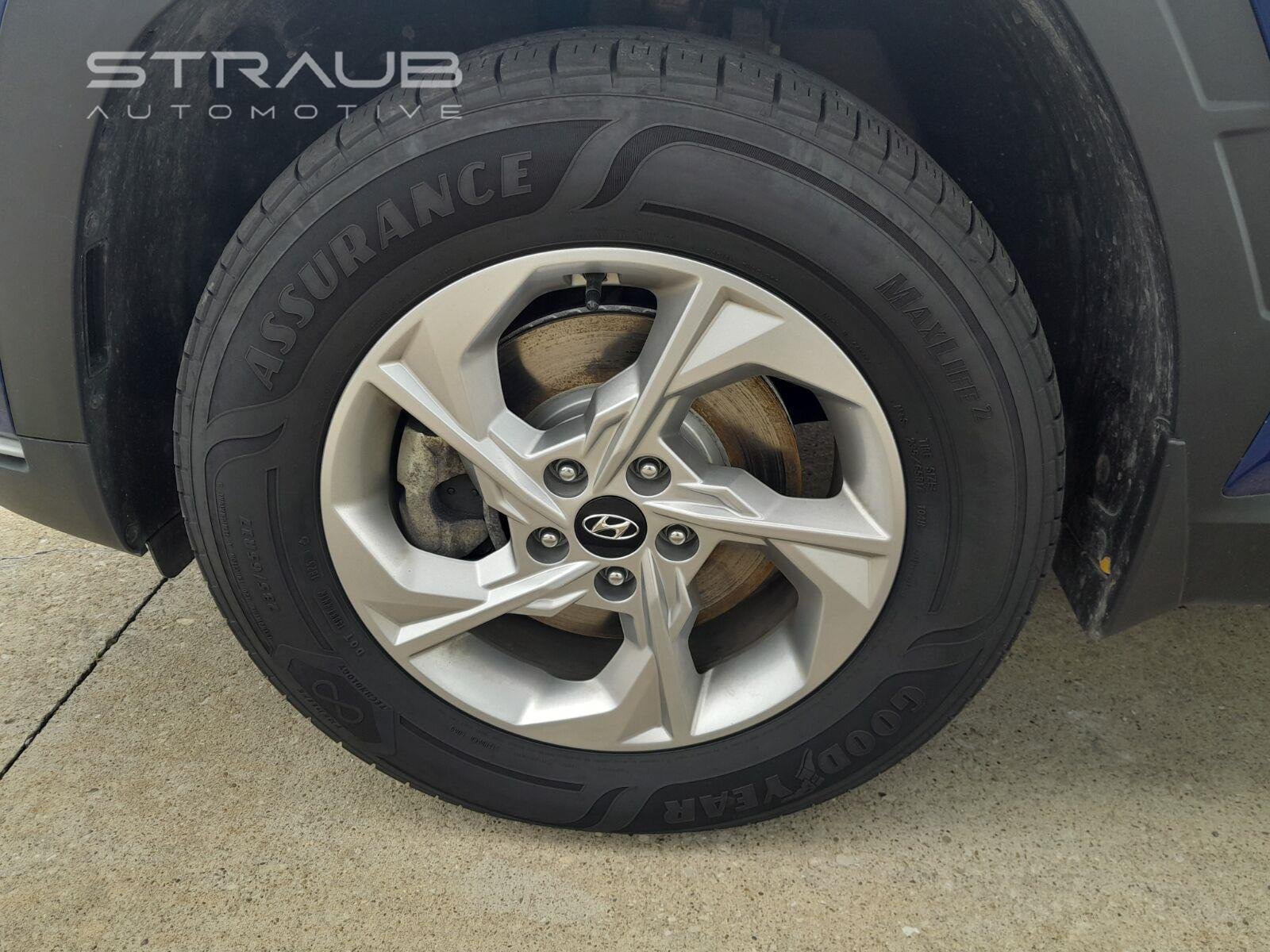 Used 2023 Intense Blue Hyundai SE image 9
