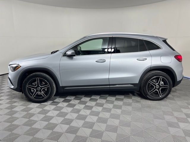 New 2026 Silver Mercedes-Benz GLA 250 image 4