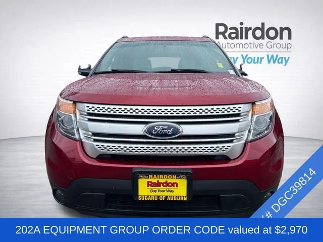 Used 2013 Ruby Red Metallic Ford XLT image 2