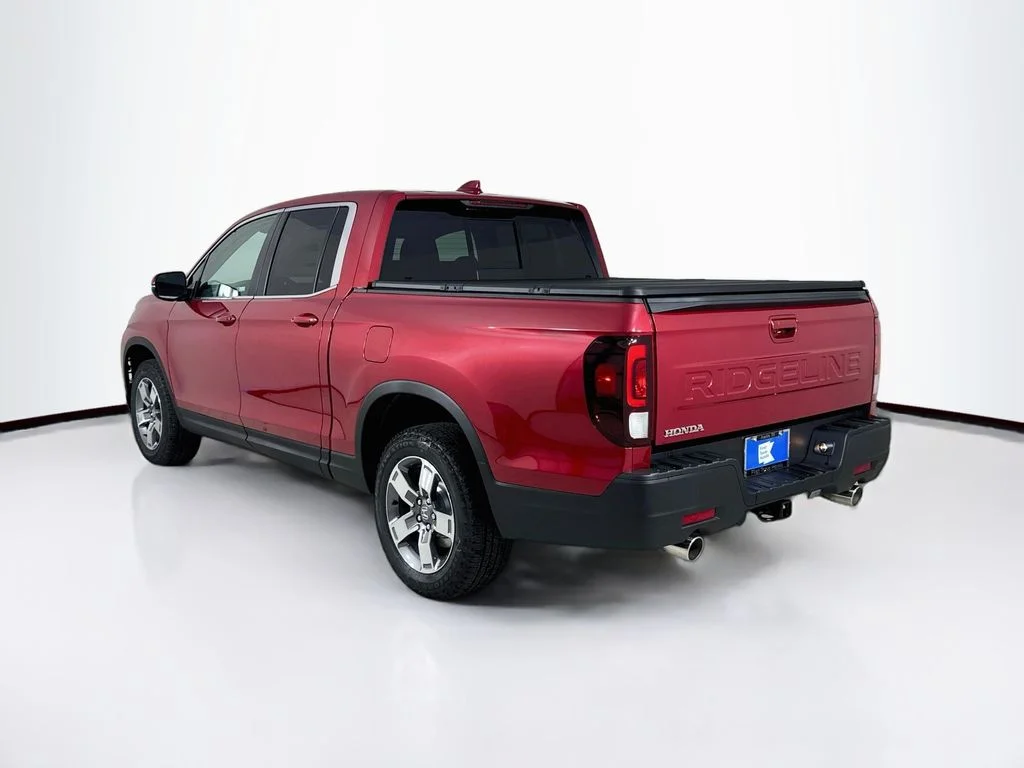 New 2026 Radiant Red Metallic II Honda RTL image 6
