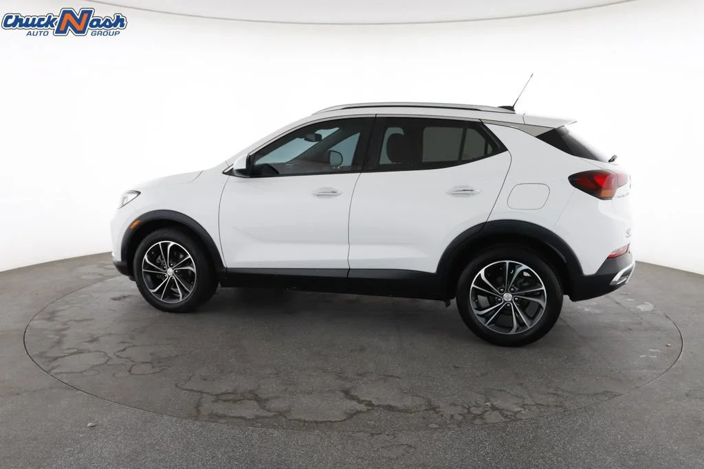 Used 2022 SUMMIT WHITE Buick Essence image 8