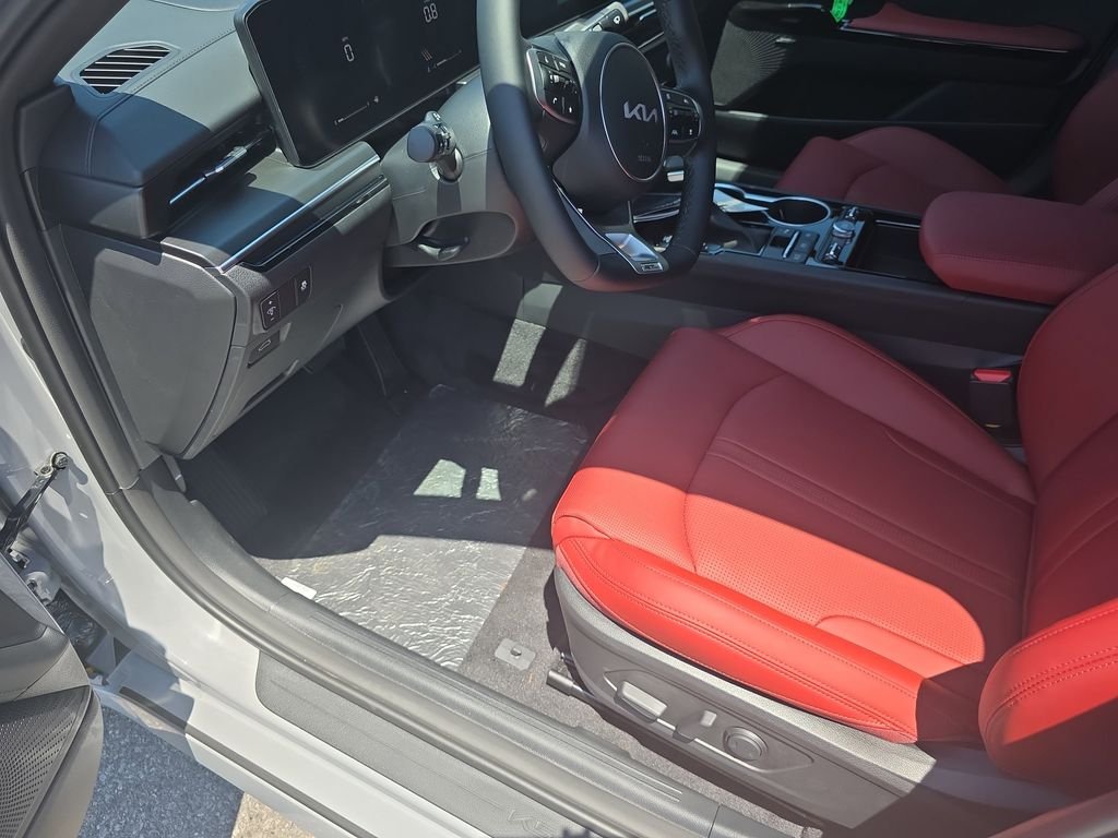 New 2026 Wolf Gray Kia GT-Line image 11