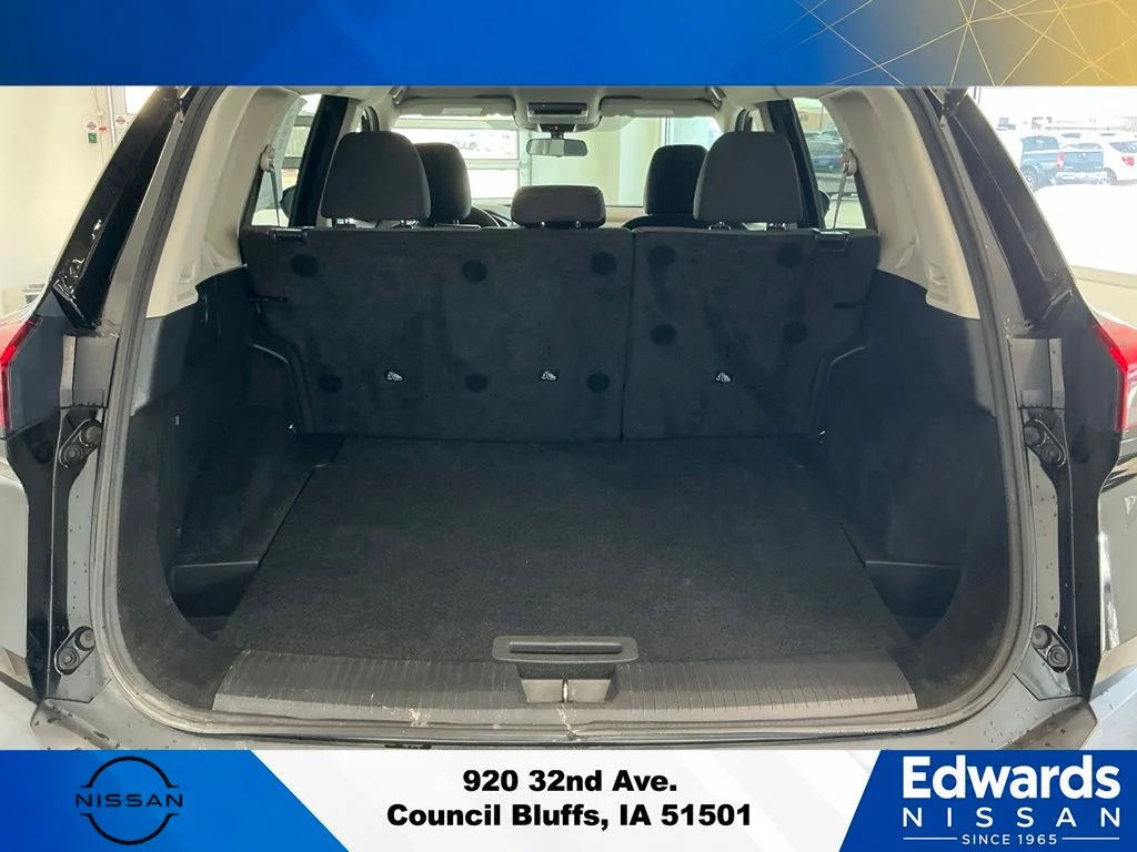 Used 2021 Black Nissan SV image 8