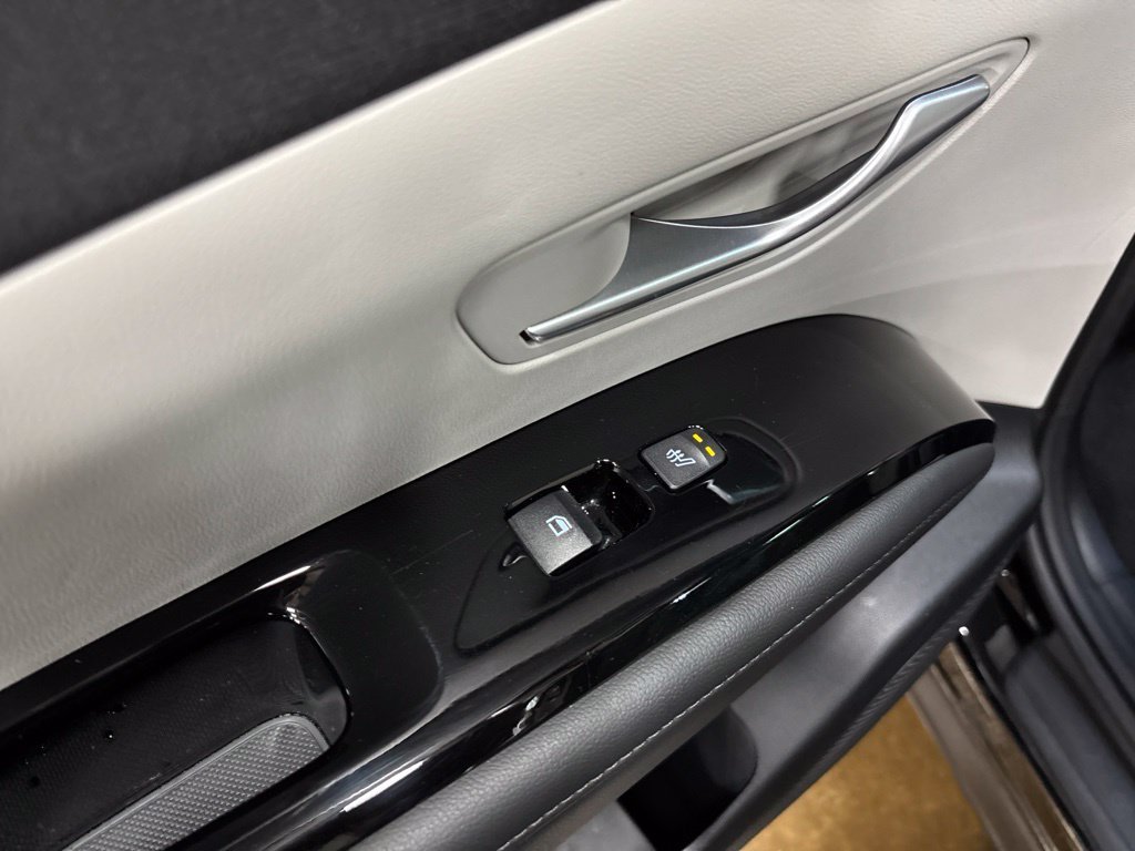Used 2024 Black Hyundai Limited image 20