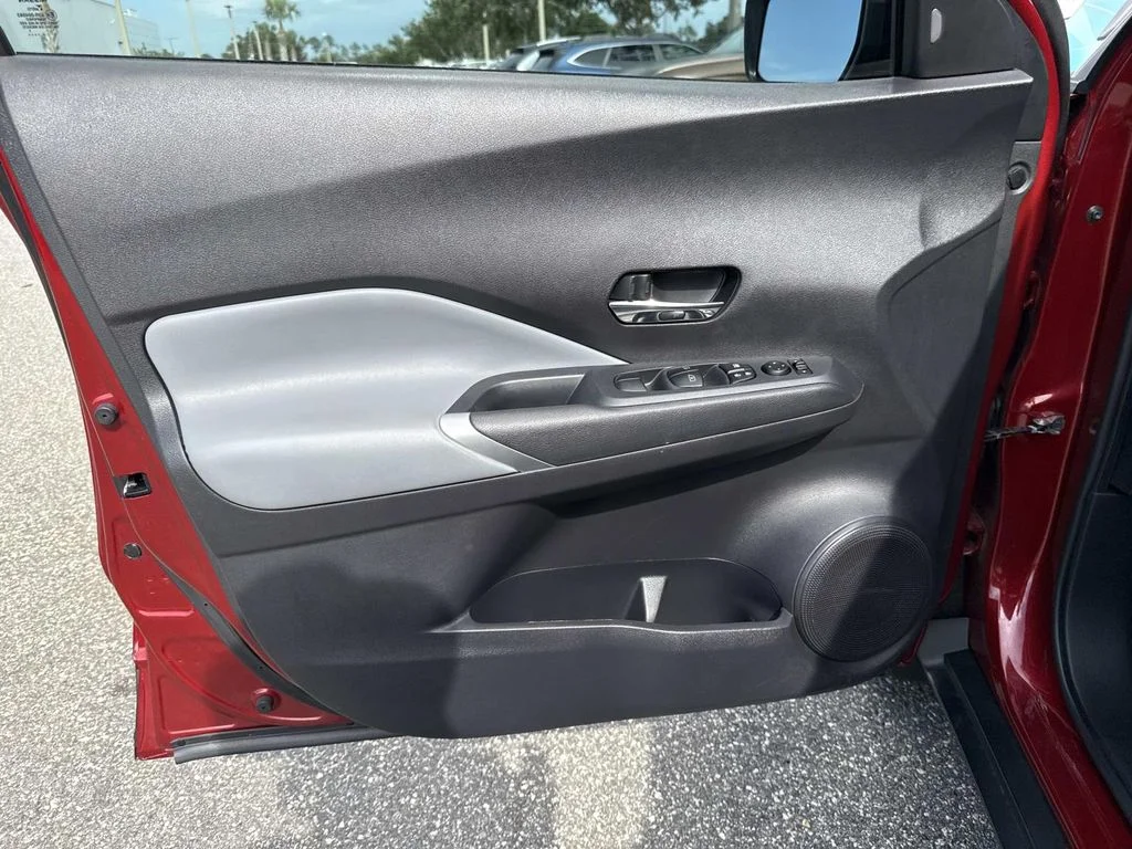 Used 2024 Red Nissan SR image 21