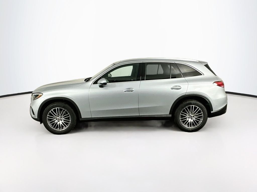 New 2027 Cirrus Silver Metallic Mercedes-Benz GLC 300 image 3