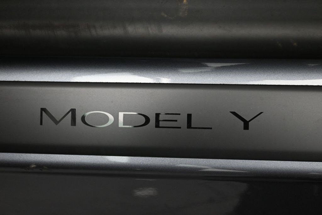 Used 2026 Quicksilver Tesla Long Range image 12