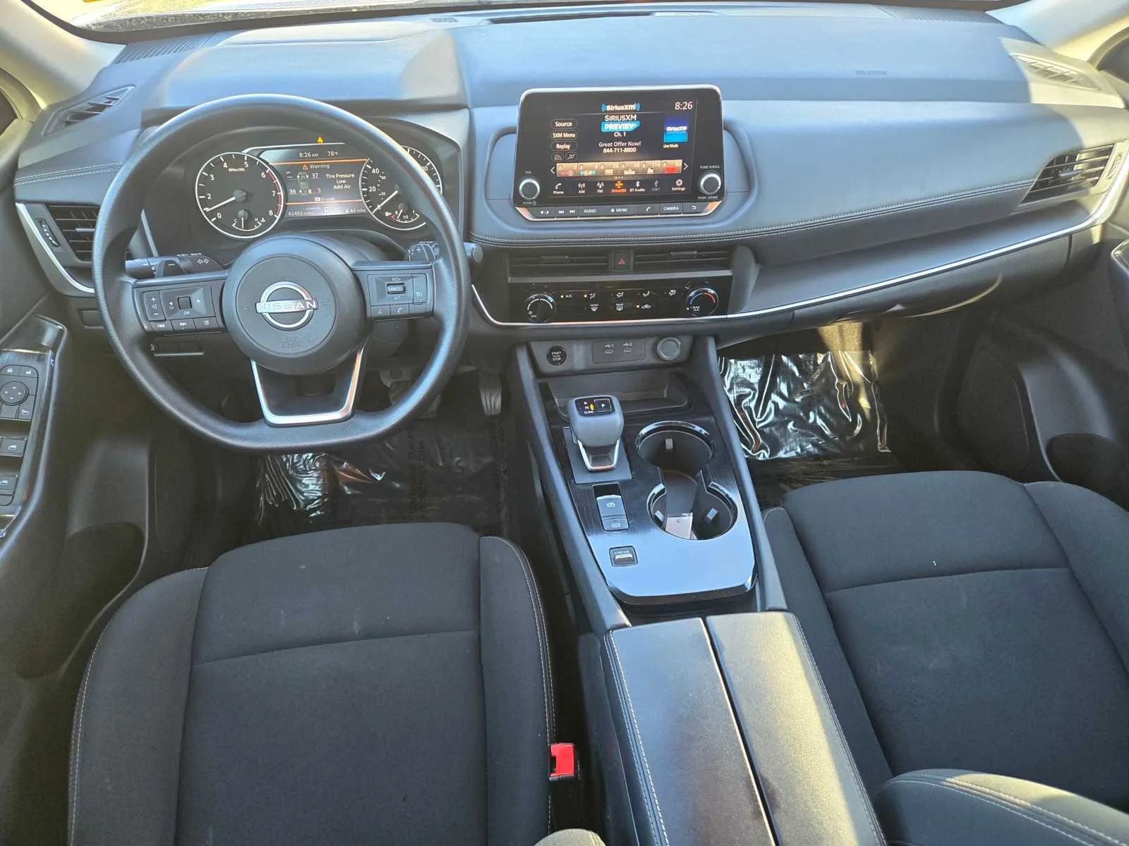 Used 2024  Nissan S image 9