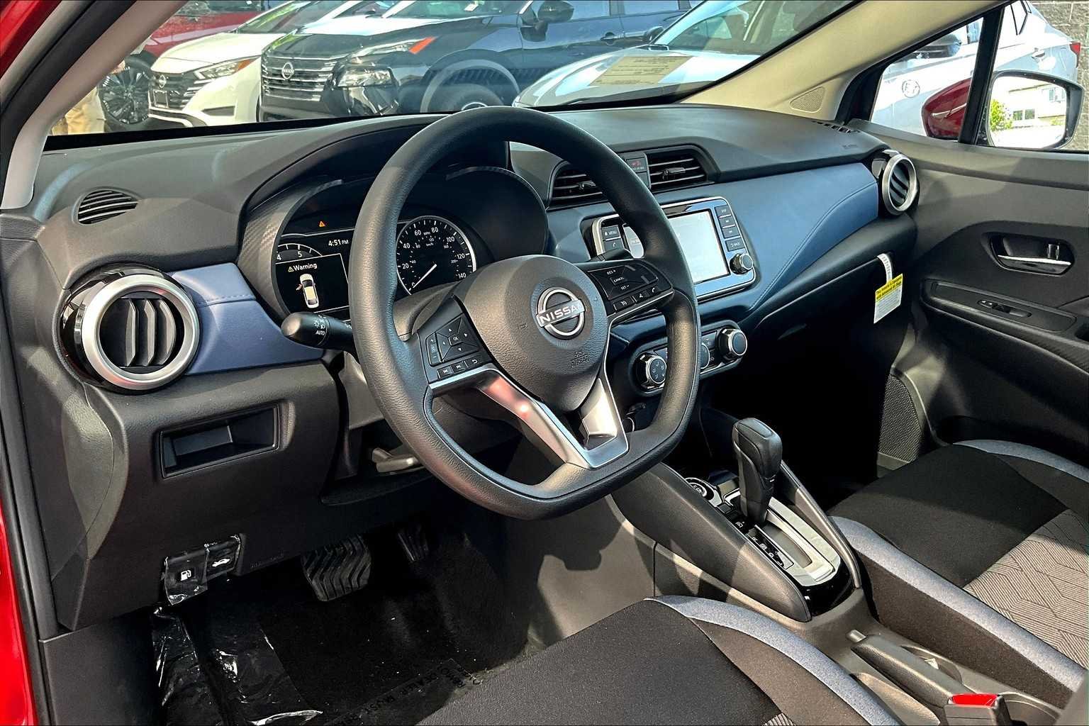 2025 Nissan Versa Sedan SV - Photo 10