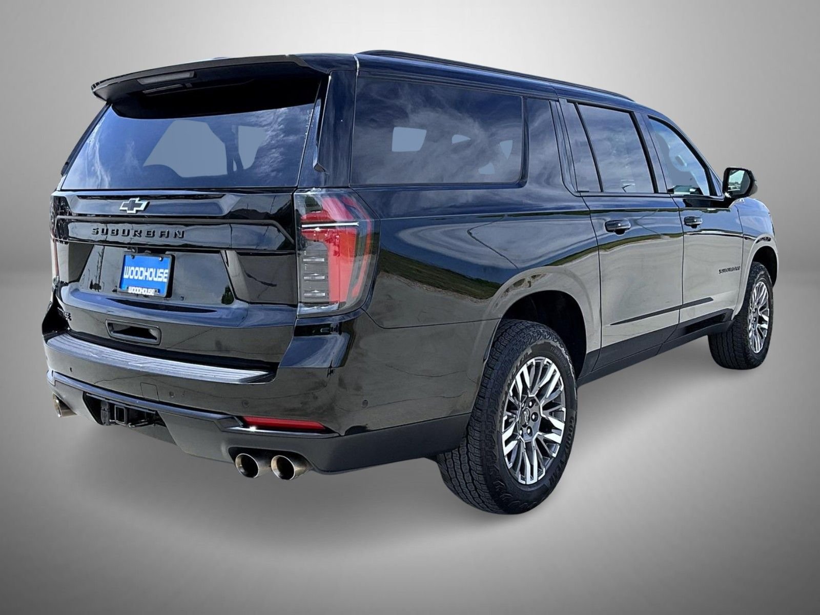 Used 2025 Black Chevrolet Z71 image 5