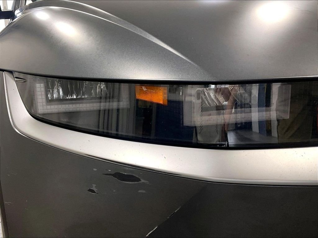 Used 2023 Gray Hyundai SEL image 33