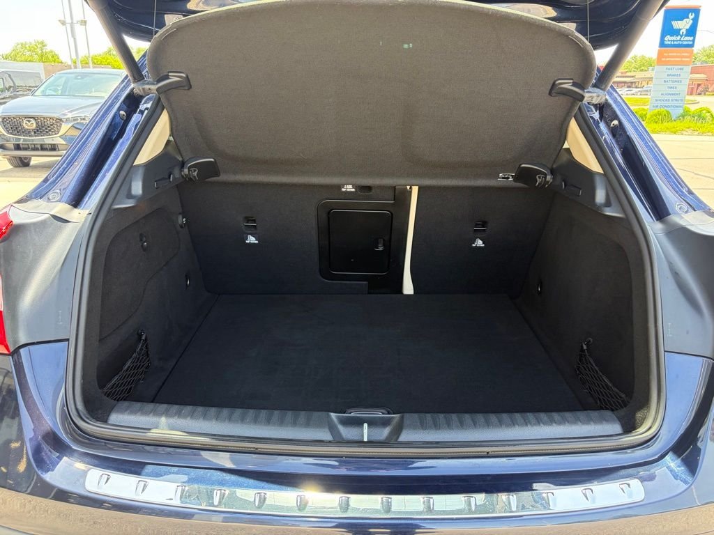 Used 2018 Lunar Blue Metallic Mercedes-Benz GLA 250 image 21