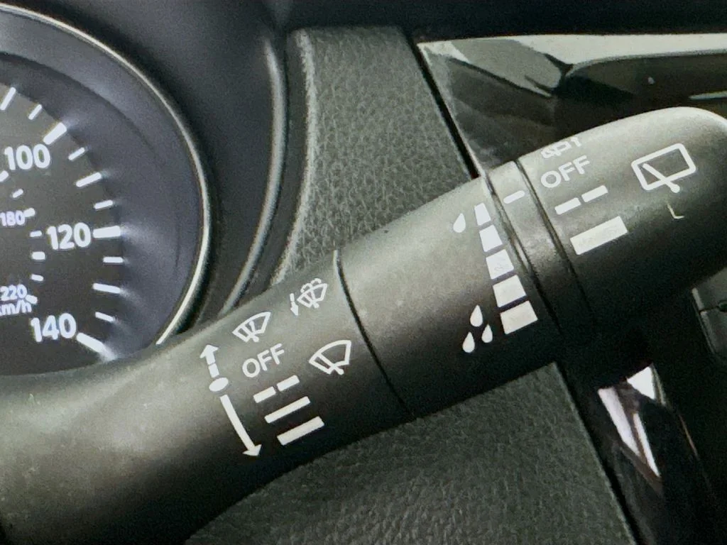 Used 2018 Magnetic Black Nissan S image 15