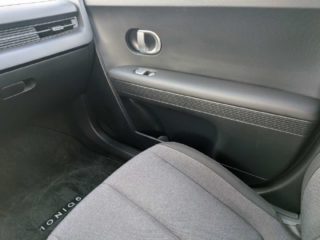 2024 Hyundai IONIQ 5 SEL - Photo 17