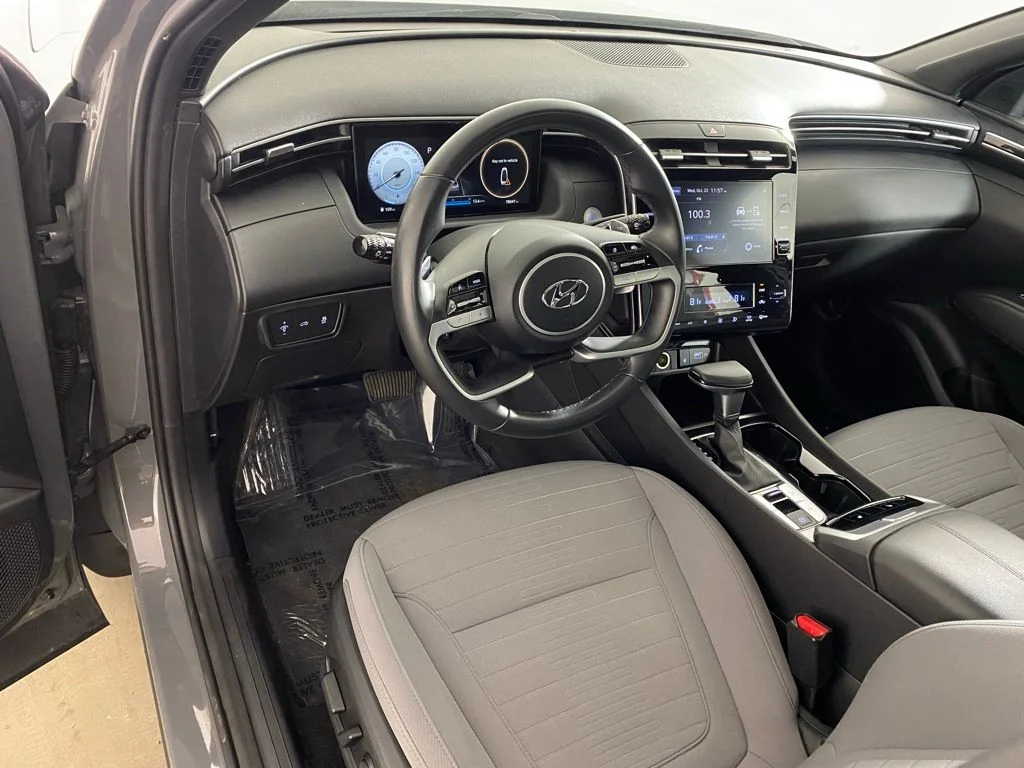Used 2022 Gray Hyundai SEL Premium image 9