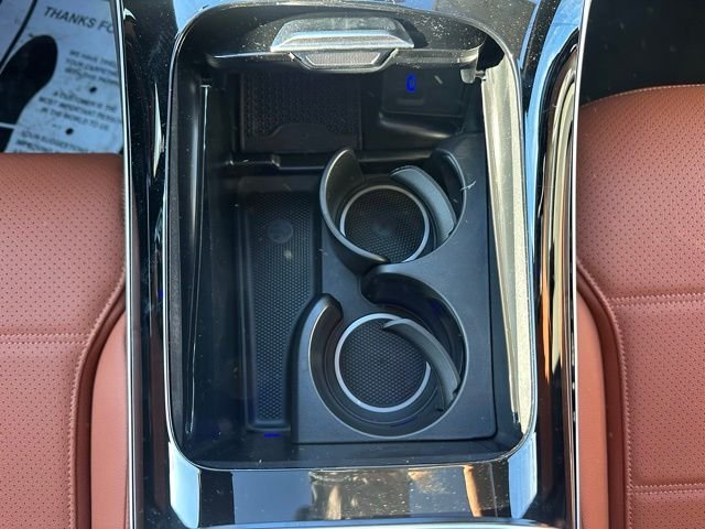 Used 2026 Silver Mercedes-Benz GLC 300 image 29