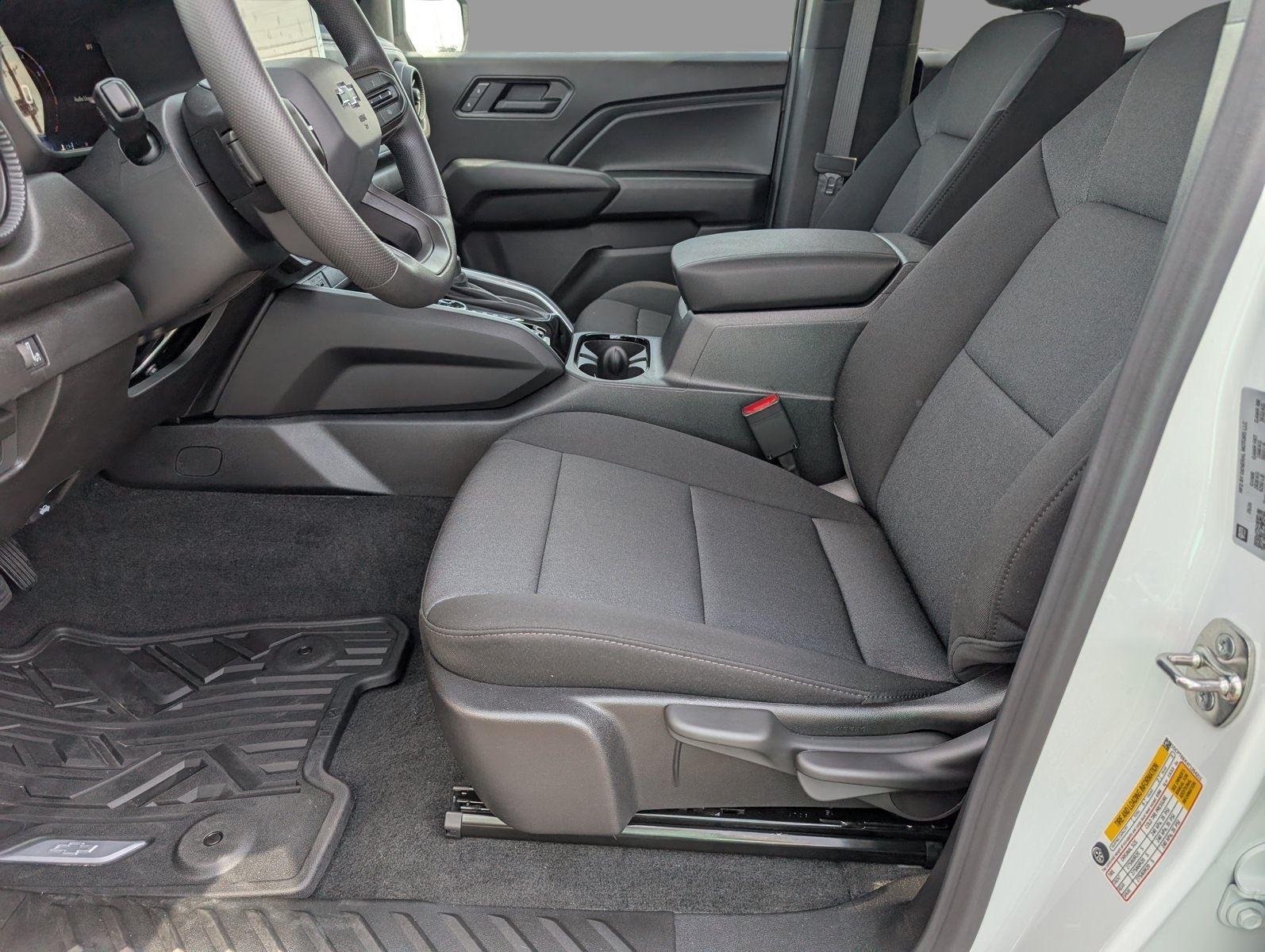 New 2026 Summit White Chevrolet Trail Boss image 11