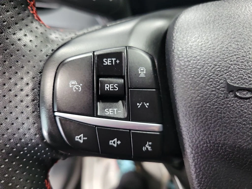 Used 2023 Gray Ford ST-Line Elite image 34