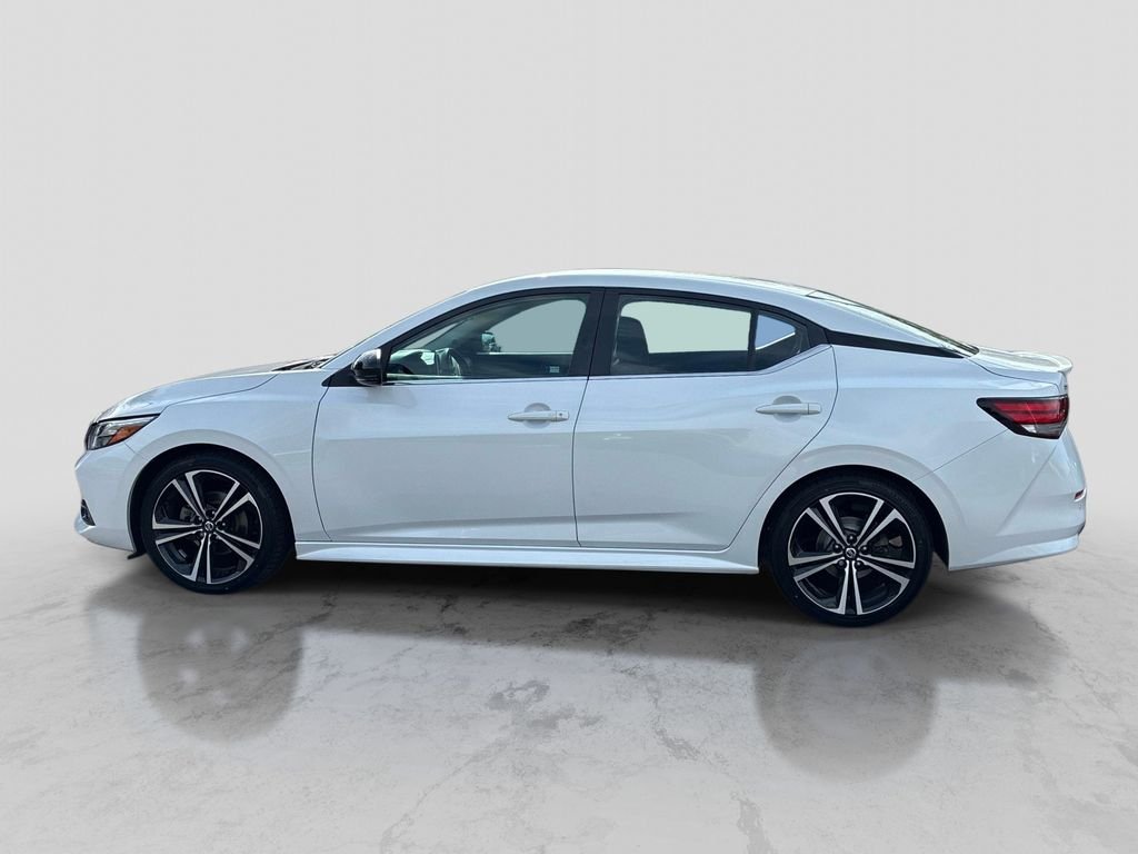 Used 2023 White Nissan SR image 4