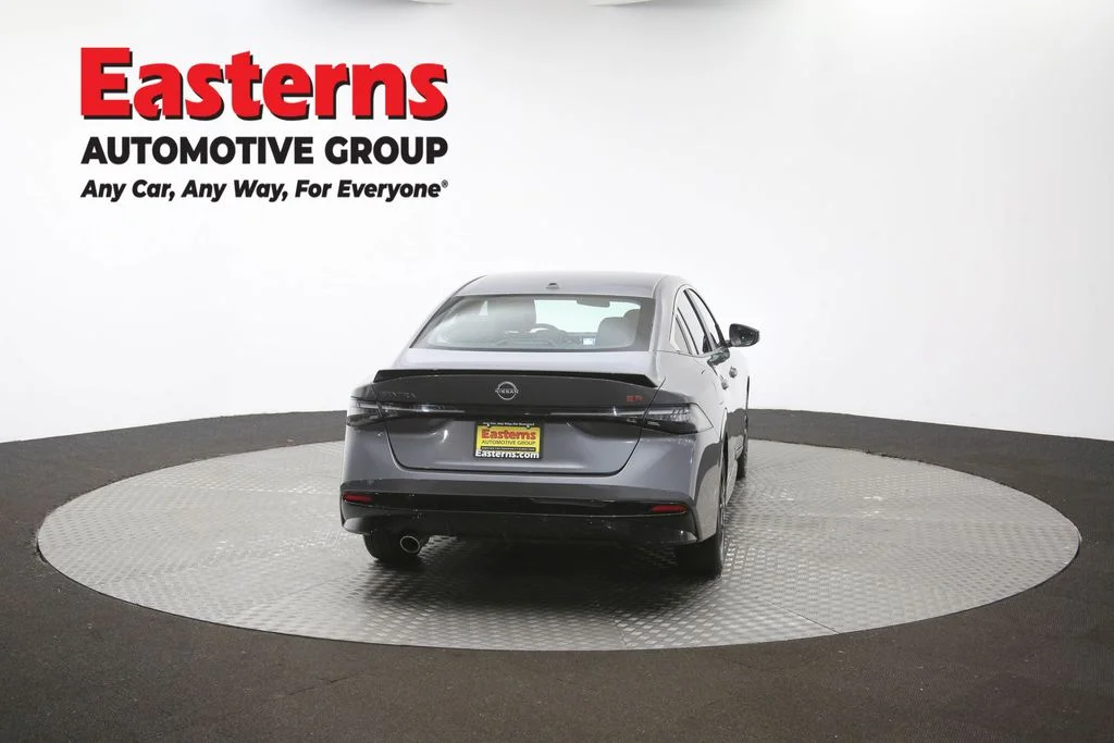 Used 2026 Gray Nissan SR image 35
