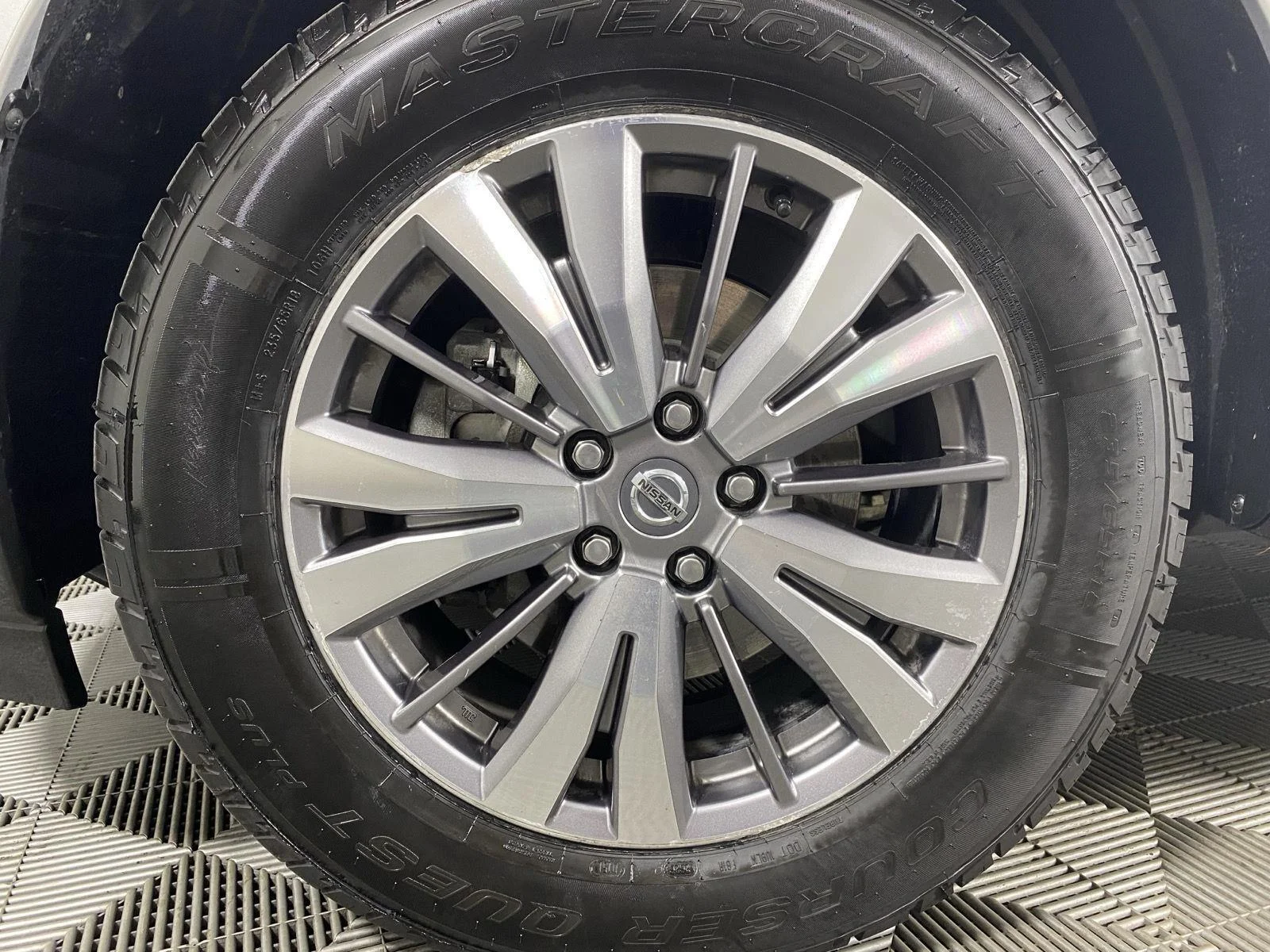 Used 2019 Brilliant Silver Metallic Nissan SV image 11